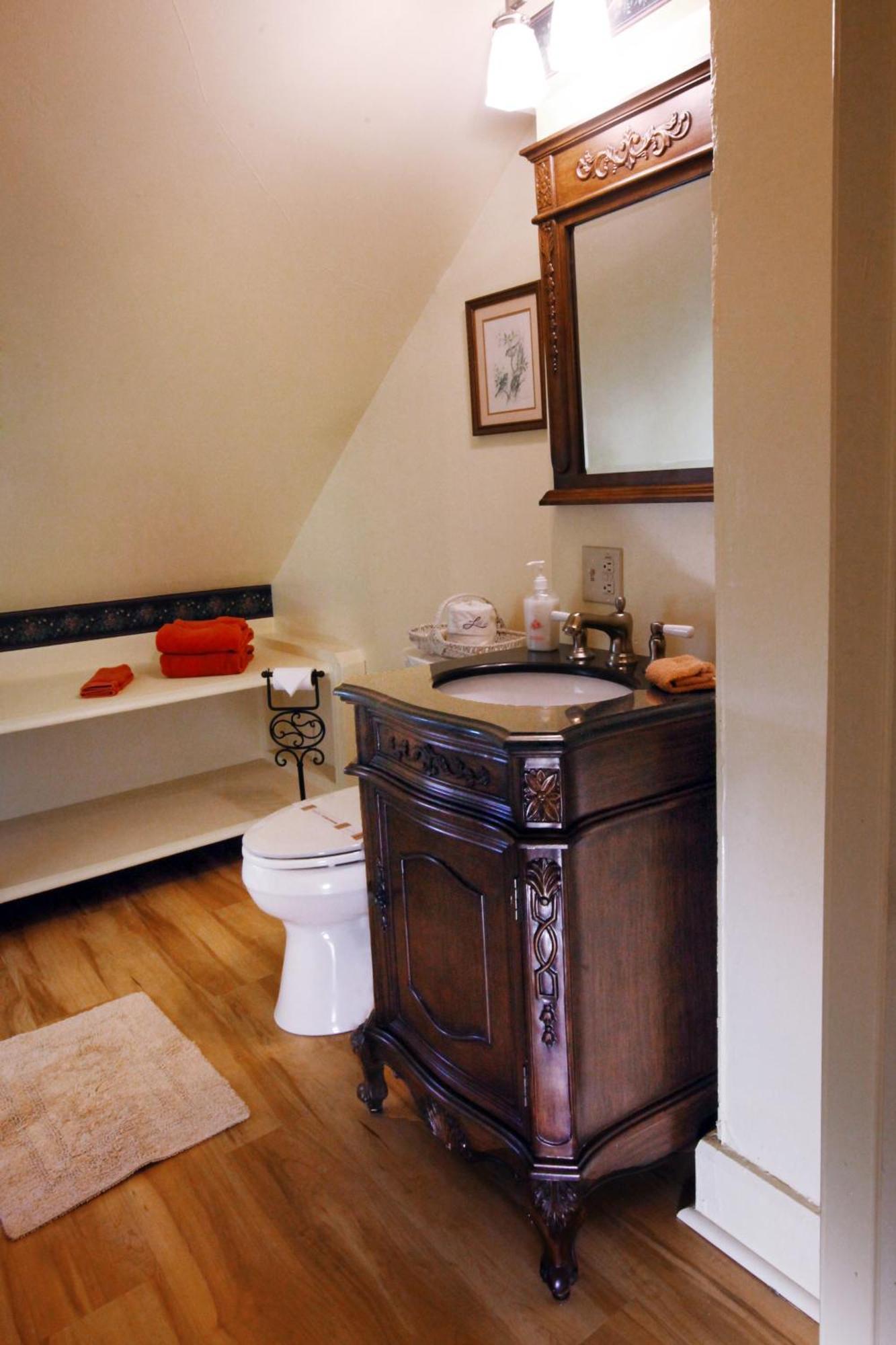 Wilbraham Mansion Hotel