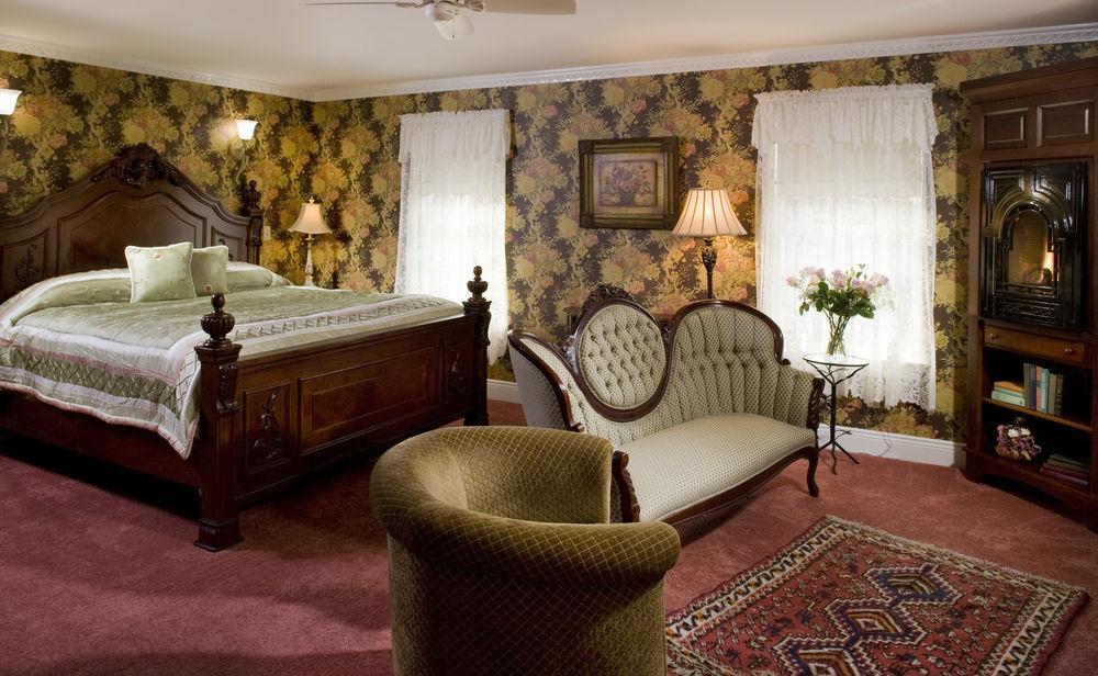 Wilbraham Mansion Hotel 4*
