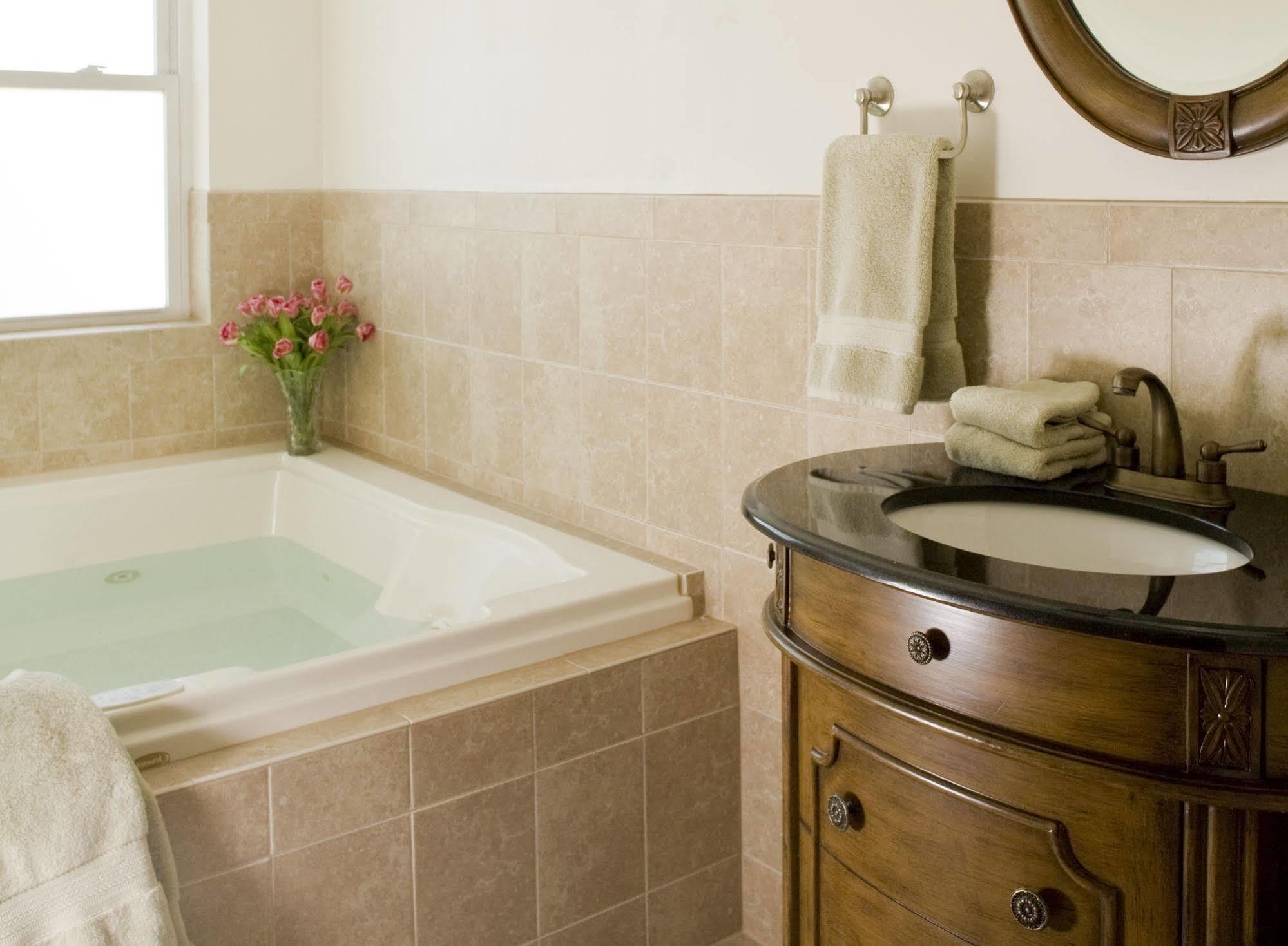 Wilbraham Mansion Hotel